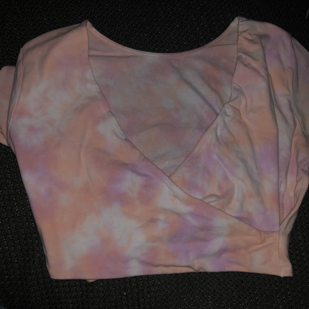 cropped tee